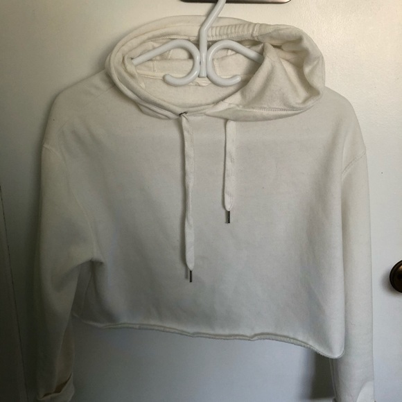 🦋WHITE CROPPED HOODIE🦋 - Picture 1 of 2